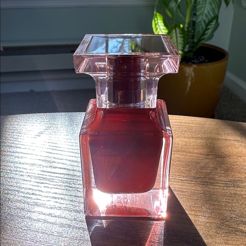 Tom Ford Lost Cherry Eau de Parfum - 30 ml (2/3 remaining) - Picture 6 of 6